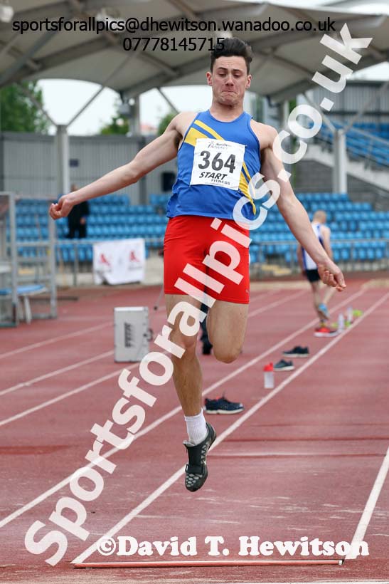 Mens under-20s long jump, Northern Senior and Under-20s Track and Field Champs., Manchester. Photo: David T. Hewitson/Sports for All Pics